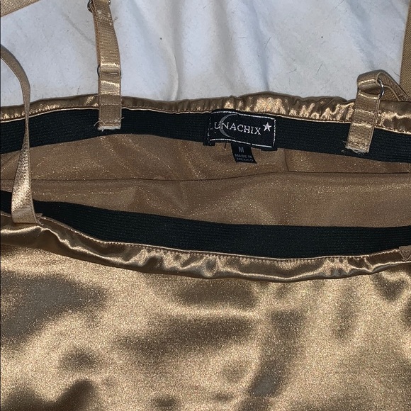 Gold shimmered body suit - Picture 2 of 4